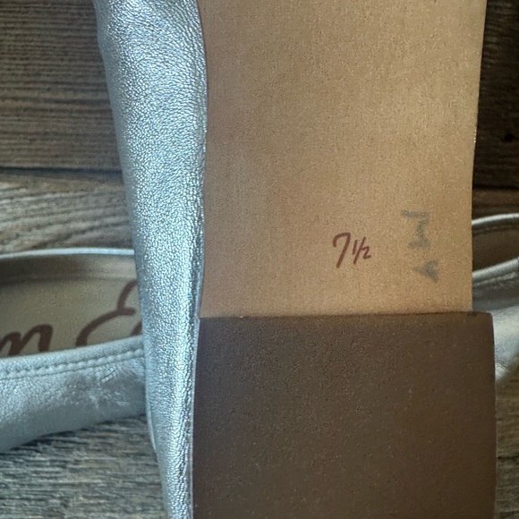 Sam Edelman Metallic Silver Flats - Picture 4 of 5